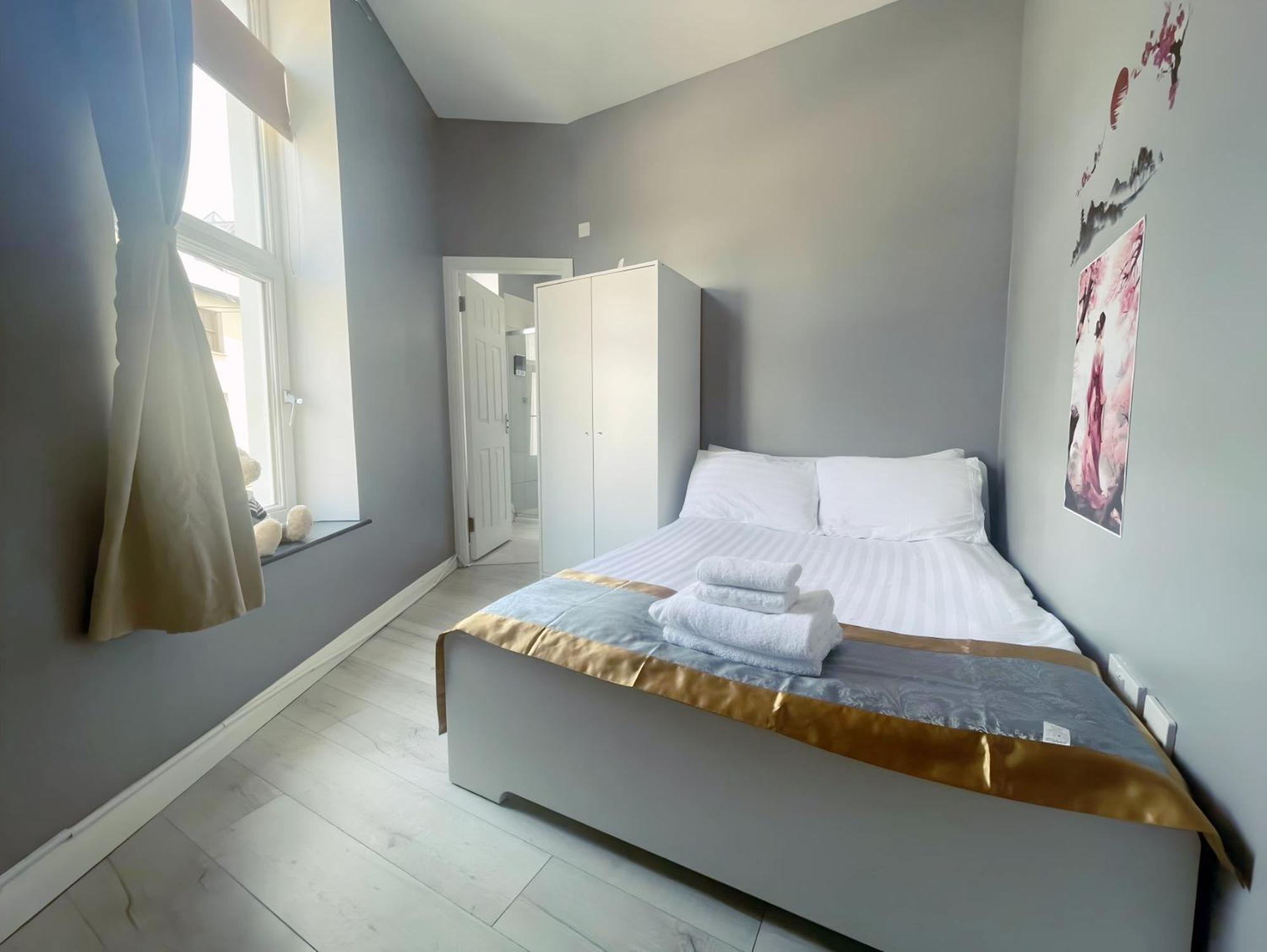 Leitrim Property Корк Екстер'єр фото