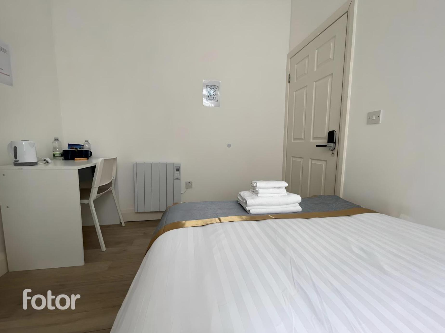 Leitrim Property Корк Екстер'єр фото