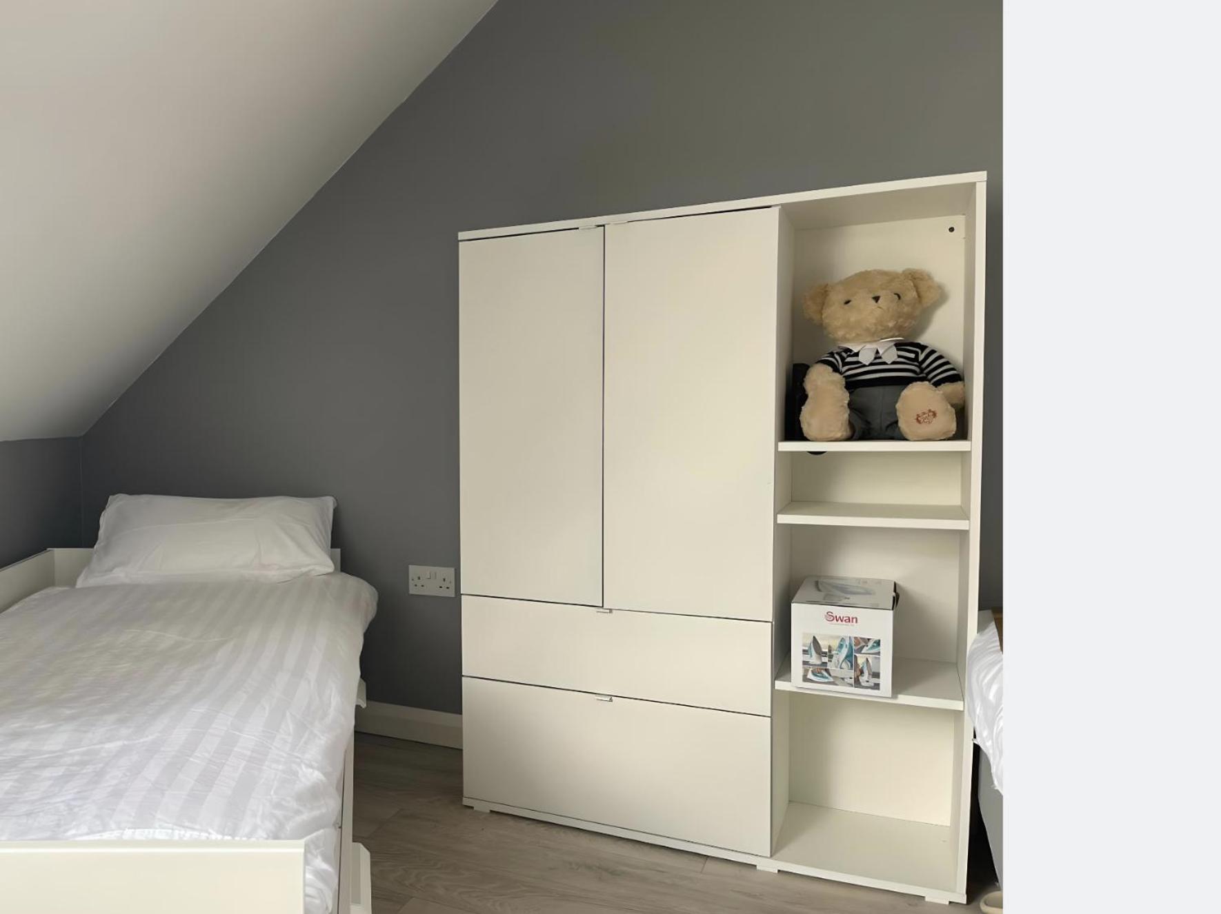 Leitrim Property Корк Екстер'єр фото